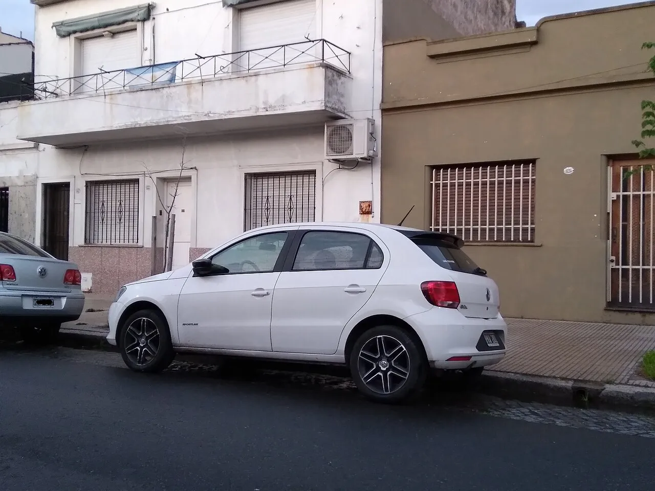Foto 2 de 2: Volkswagen Gol Trend 1.6 Pack I 2016