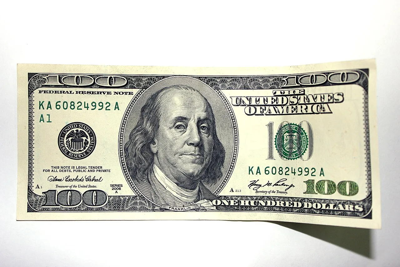 Foto 1 de 1: Vendo dólares billete cara grande, entrega en mano en el centro