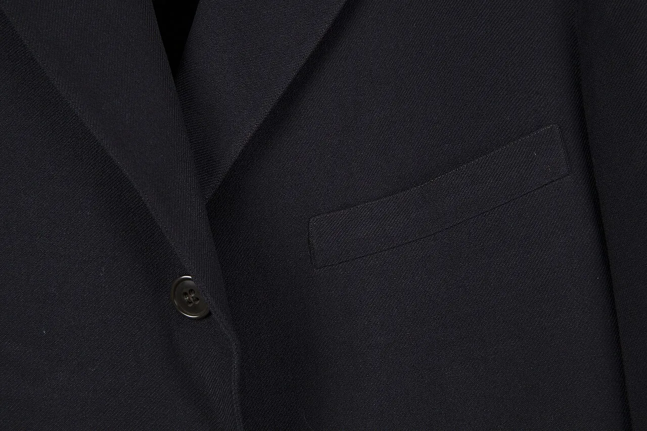 Foto 1 de 1: Traje azul marino talle 50, usado una sola vez