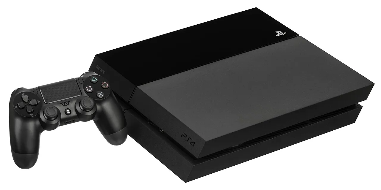 Foto 1 de 1: PlayStation 4 Slim de 1 TB con 2 joysticks y 5 juegos