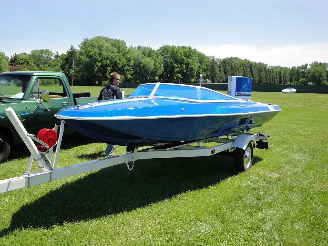 Foto 1 de 1: Lancha de 4,70 m con motor Mercury 40 HP y trailer